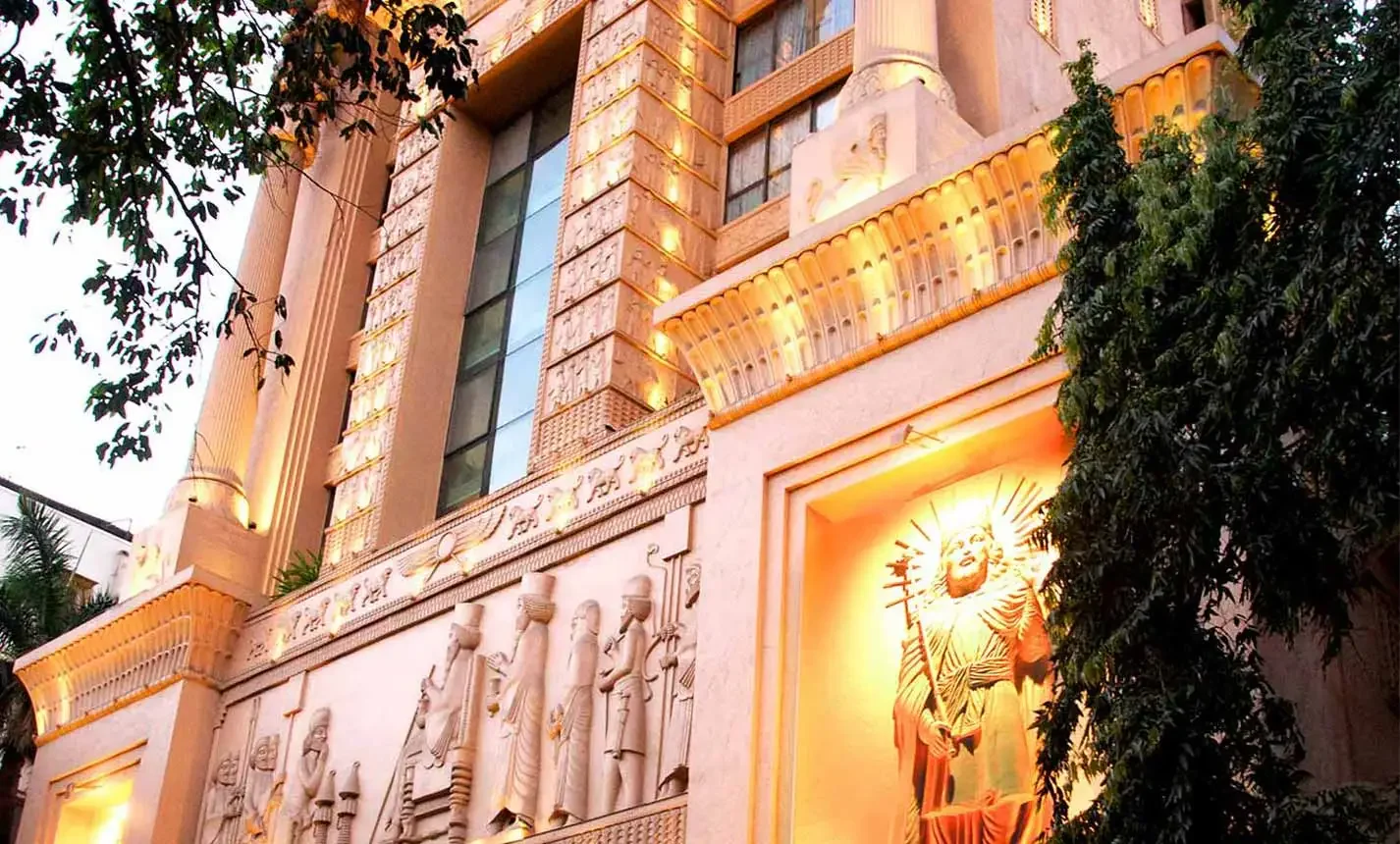 Artistic architectural sculpture design at Della Tower