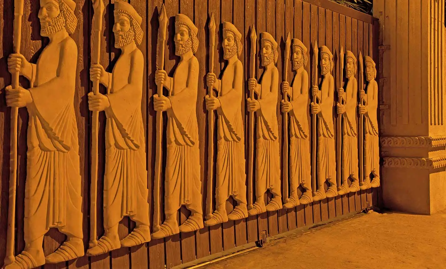 Warrior sculpture gate architecture at Della Tower