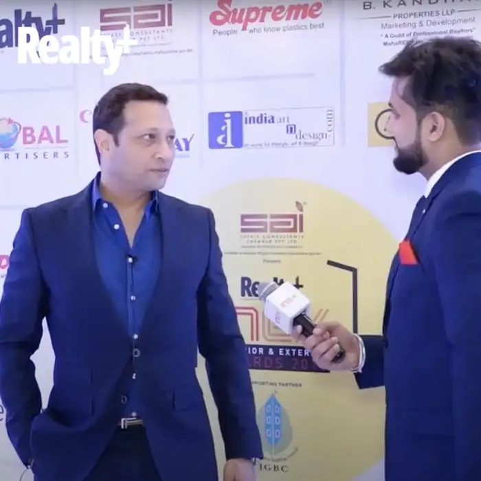 Jimmy Mistry sharing insights at Realty Plus INEX Awards