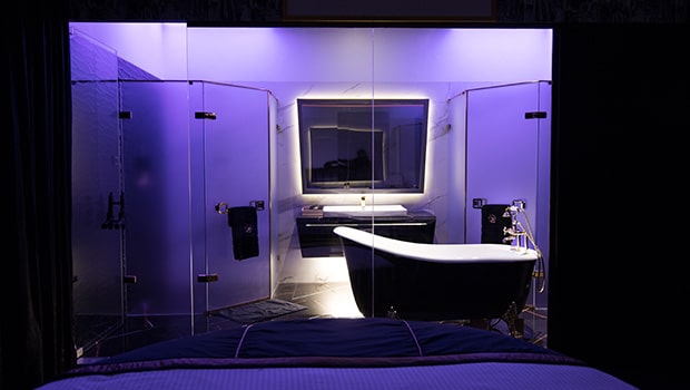 Jacuzzi at Della Villas