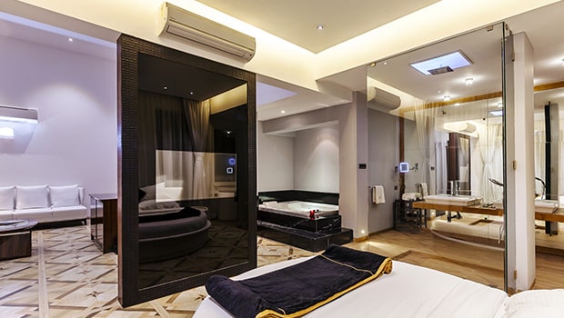 Bed Room Interior Design of Della Villas